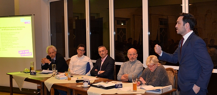 Die Liberalen ziehen optimistisch in die Wahlkämpfe